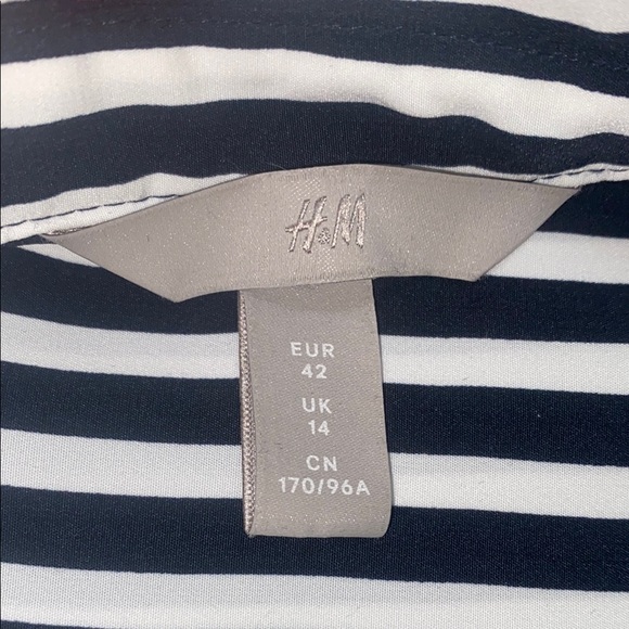 H&M Blouse - Picture 5 of 7